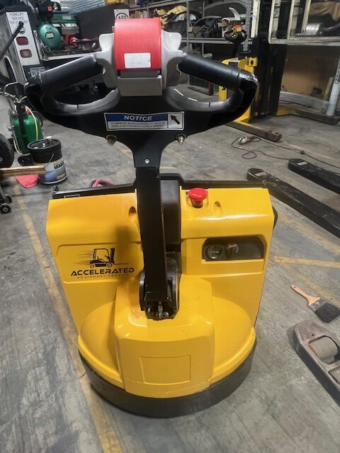 Yale Walkie Pallet Jack